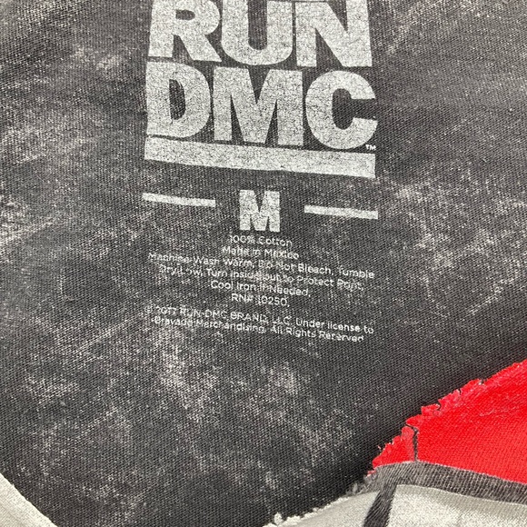 NWOT RUN DMC TOUGHER THAN LEATHER ACID WASH T SHIRT - Picture 4 of 4